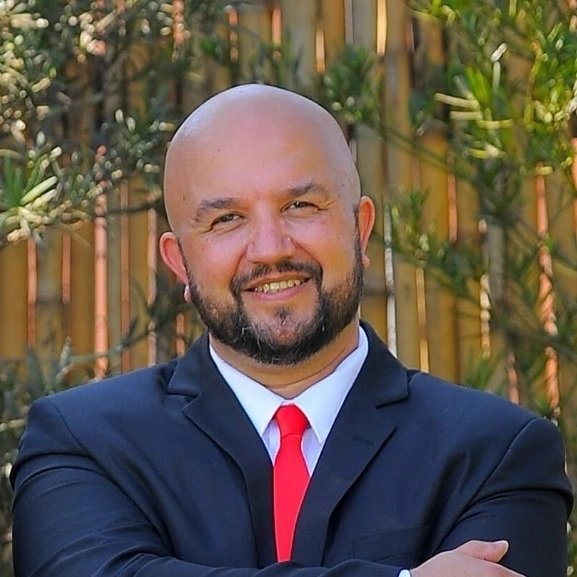 Advogado Paulo Almeida